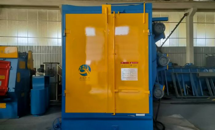 【建泉機械】Q3710掛鉤打砂機發(fā)貨